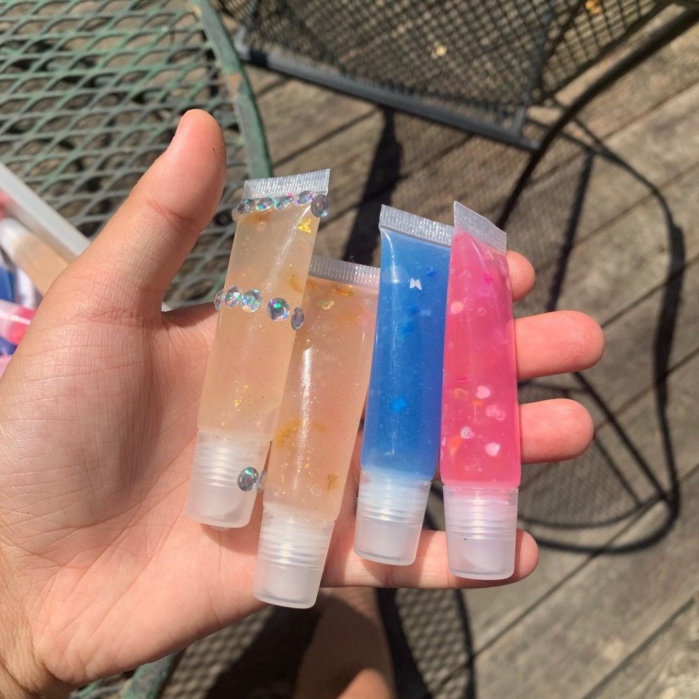 Lipgloss - Picture 3 of 3